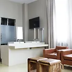 Отель Comfort Grand 3*