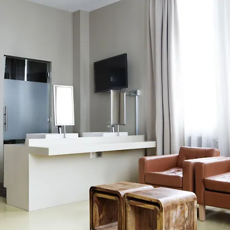 Ξενοδοχείο Comfort Grand 3*